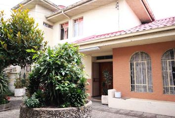 Casa en  Presidente Rocafuerte, Cuenca, Ecuador