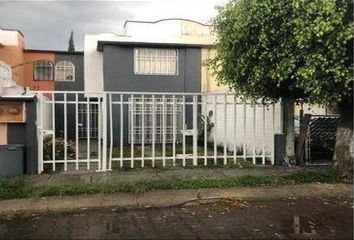 Casa en  Cerrada Ángel De La Guarda, Ara Paseos Del Angel, San Bernardino Tlaxcalancingo, Puebla, México