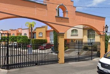 Casa en condominio en  Prolongación Zaragoza, Misión De Santiago, San José De Los Olvera, Querétaro, México