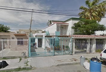 Casa en  Calle Melquiades Alanís, Juárez, Chihuahua, México