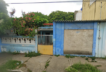 Casa en  Justo Sierra 1309, Guadalupe Victoria, Coatzacoalcos, Veracruz, México