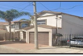 Casa en  Costa De Oro, Tijuana, Baja California, México