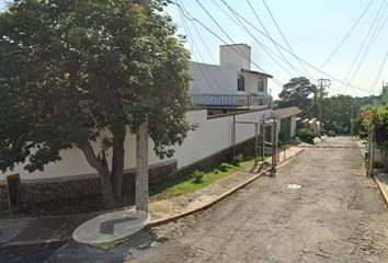 Casa en  2a. Cerrada, Lomas Tetela, Cuernavaca, Morelos, México