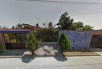 Casa en  Gladiolas, Volcanes De Cuautla, Cuautla De Morelos, Morelos, México