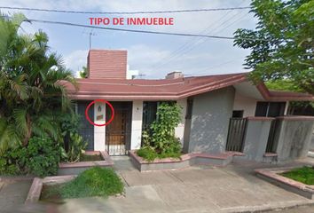 Casa en fraccionamiento en  Cdad. Guadalajara 1275, Las Quintas, 80060 Culiacán Rosales, Sinaloa, México