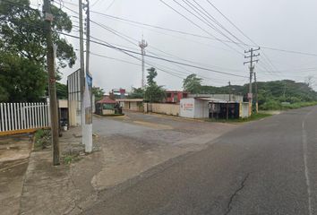 Casa en fraccionamiento en  Río De La Sierra, Residencial Rio Viejo, Rio Viejo 1ra Sección, Río Viejo 1ra. Sección, Tabasco, México