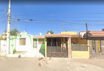 Casa en  Hacienda Los Eucaliptos, Tlajomulco De Zúñiga