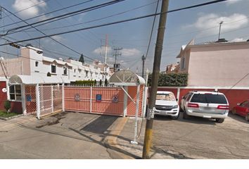 Casa en  Prolongación Onimex 422-mz 042, Mz 042, Fracc. El Potrero, Potrero, Ecatepec De Morelos, Estado De México, México