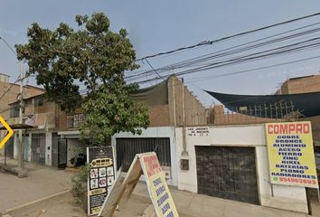 Casa en  Avenida Canta Callao, San Martín De Porres, Lima, 15112, Per