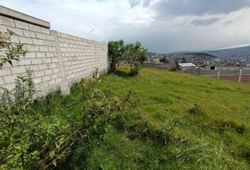 Terreno Comercial en  San Martin De Porras, Quito, Ecuador