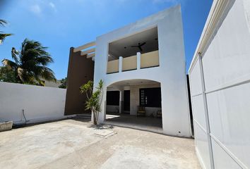 Casa en  Calle 3, Chicxulub, Yucatán, México