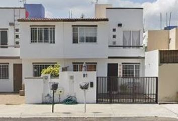 Casa en  Avenida Del Tratoli 31, Santiago De Querétaro, Querétaro, México