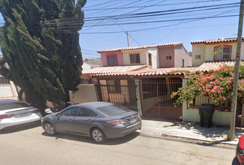 Casa en  Calle Huerta, Vista Hermosa, Ensenada, Baja California, México