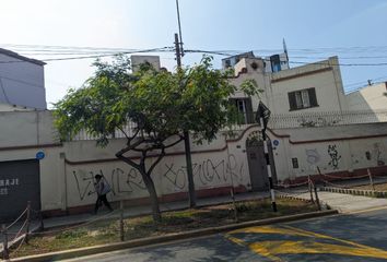 Casa en  Manuel Castañeda 281, Lima, Perú
