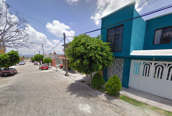 Casa en  Santiago Huatusco, Villas De Santiago, Santiago De Querétaro, Querétaro, México