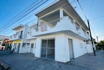 Casa en  Avenida De Las Américas, Benito Juárez, Mazatlán, Sinaloa, México