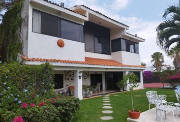 Casa en  Vergeles De Oaxtepec, Oaxtepec, Morelos, México