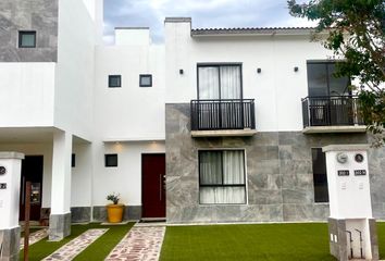 Casa en  Bosques El Dorado Elite, Blvd Bosque Laurel, Bosques El Dorado Elite, León, Guanajuato, México