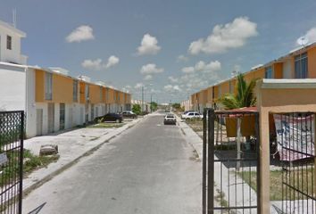 Casa en fraccionamiento en  Calle Corozal, Chetumal, Quintana Roo, México