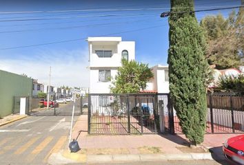2 habitacionales en remate bancario en venta en Lomas Del Tapatío, San  Pedro Tlaquepaque 