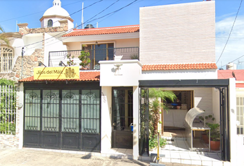 Casa en  Avenida Sierra De Mazamitla, Las Águilas, Zapopan, Jalisco, México