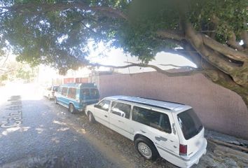 Casa en fraccionamiento en  Calzada De Los Pirules, Granja, Zapopan, Jalisco, México