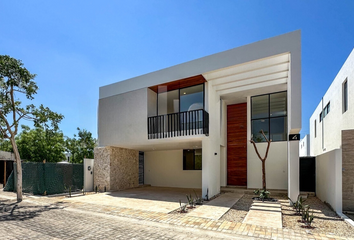 Casa en  Soluna Residencial, Carretera Temozón - Chablekal, Chablekal, Yucatán, México