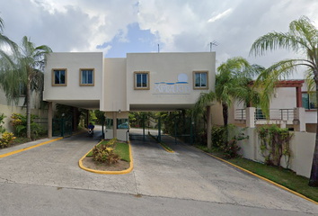 Casa en fraccionamiento en  Ximbal Kin, Ejidal, Playa Del Carmen, Quintana Roo, México