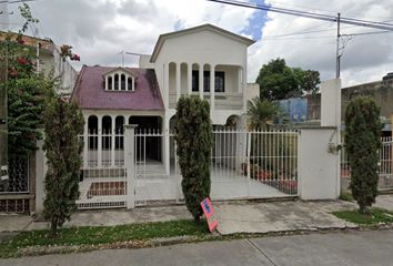 Casa en  C. Poza Rica 115, Las Palmas, 93230 Poza Rica De Hidalgo, Ver., México