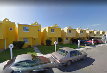 Casa en fraccionamiento en  Cerrada Campo Real, Infonavit Benito Juárez, Nuevo Laredo, Tamaulipas, México