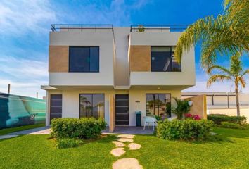 Casa en condominio en  Santa Fe Lifestyle, Bvard. Museo Tecnológico, Fraccionamiento Real Santa Fe, Xochitepec, Morelos, México