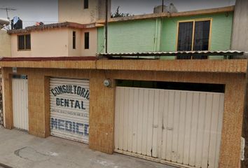 Casa en  Calle Tepozteco 69, Ciudad Azteca 3ra Sección, Ecatepec De Morelos, Estado De México, México