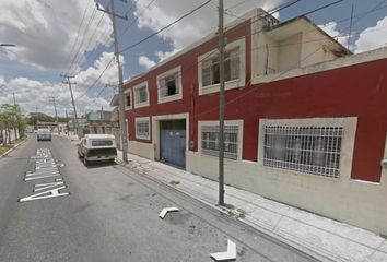 Casa en fraccionamiento en  Av. Miguel Alemán, Área Ah, Campeche, México