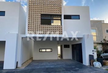 Casa en  Avenida Mallorca, Fraccionamiento Mallorca, Benito Juárez, Quintana Roo, 77535, Mex