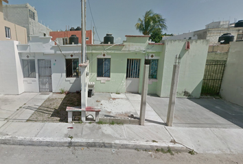 Casa en  Chaca 11, Pueblo Maya, Maderas, Ciudad Del Carmen, Campeche, México