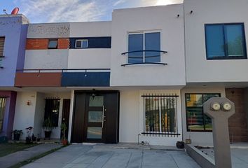 Casa en condominio en  Bahía De Acapulco 2988, Parques Del Bosque, Zapopan, Jalisco, México