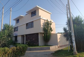 Casa en  Avenida Conde De Nieva, Ica, Perú