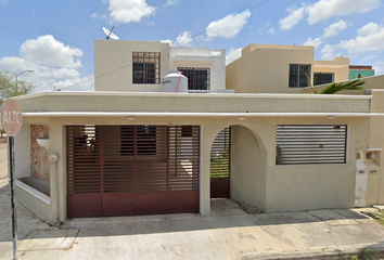 Casa en  Calle 97 481, Fraccionamento Girasoles De Opichen, Mérida, Yucatán, México