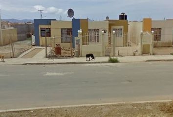 Casa en  Avenida Agricultores, Alianza Para La Producción, Mexicali, Baja California, México