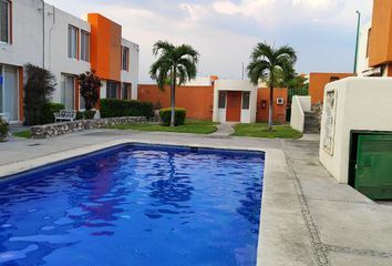 Casa en condominio en  Villas De Xochitepec, Xochitepec, Morelos, México