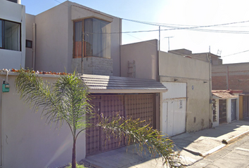 Casa en  C. Cumbres De Maltrata 107, Mz 009, Habitacional Los Pirules, Tlalnepantla De Baz, Estado De México, México