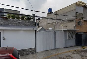 Casa en  Valle De Chichen-itza, Fuentes De Aragón, Ecatepec De Morelos, Estado De México, México