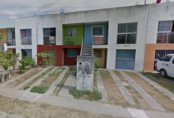 Casa en  Del Jazmín, Jardines Del Sol, 63737 Fraccionamiento Santa Fe, Nay., México