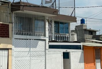 Casa en  Laderas Del Cubilete 45, Ciudad Y Puerto, Ecatepec De Morelos, Estado De México, México