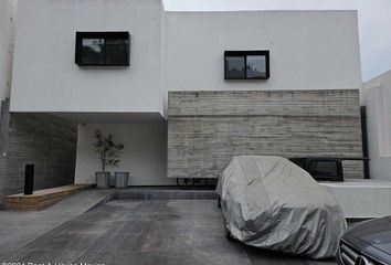 Casa en  Arboledas, Santiago De Querétaro, Querétaro, México