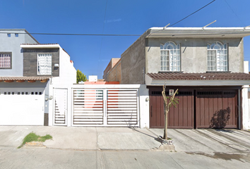 Casa en fraccionamiento en  José María Velasco, Lomas De Santa Anita, Aguascalientes, México