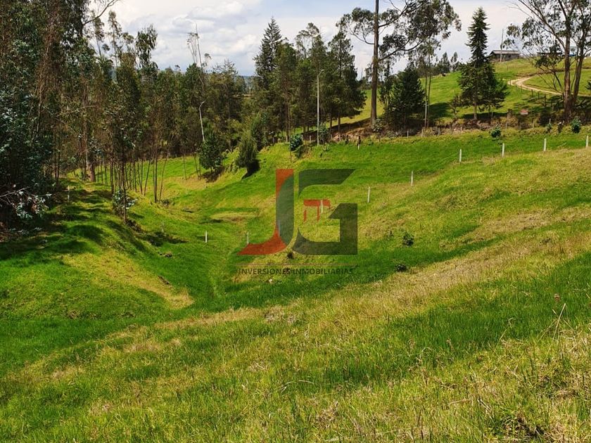 venta Terreno Comercial en Victoria Del Portete (Irquis), Cuenca