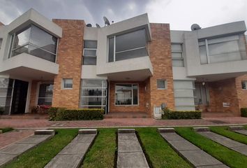 Casa en  Alangasí, Quito