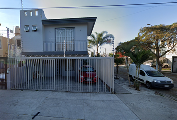 Casa en  Valle De Los Olmos 2831, Jardines Del Valle, Zapopan, Jalisco, México