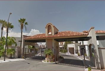 Casa en fraccionamiento en  Cda. Lago Erie 7, Valle Bonito, 83240 Hermosillo, Son., México